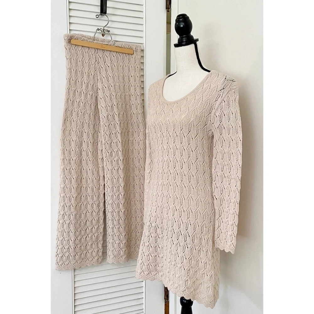 Vintage 70s Crochet Two Piece Set - Picture 3 of 10